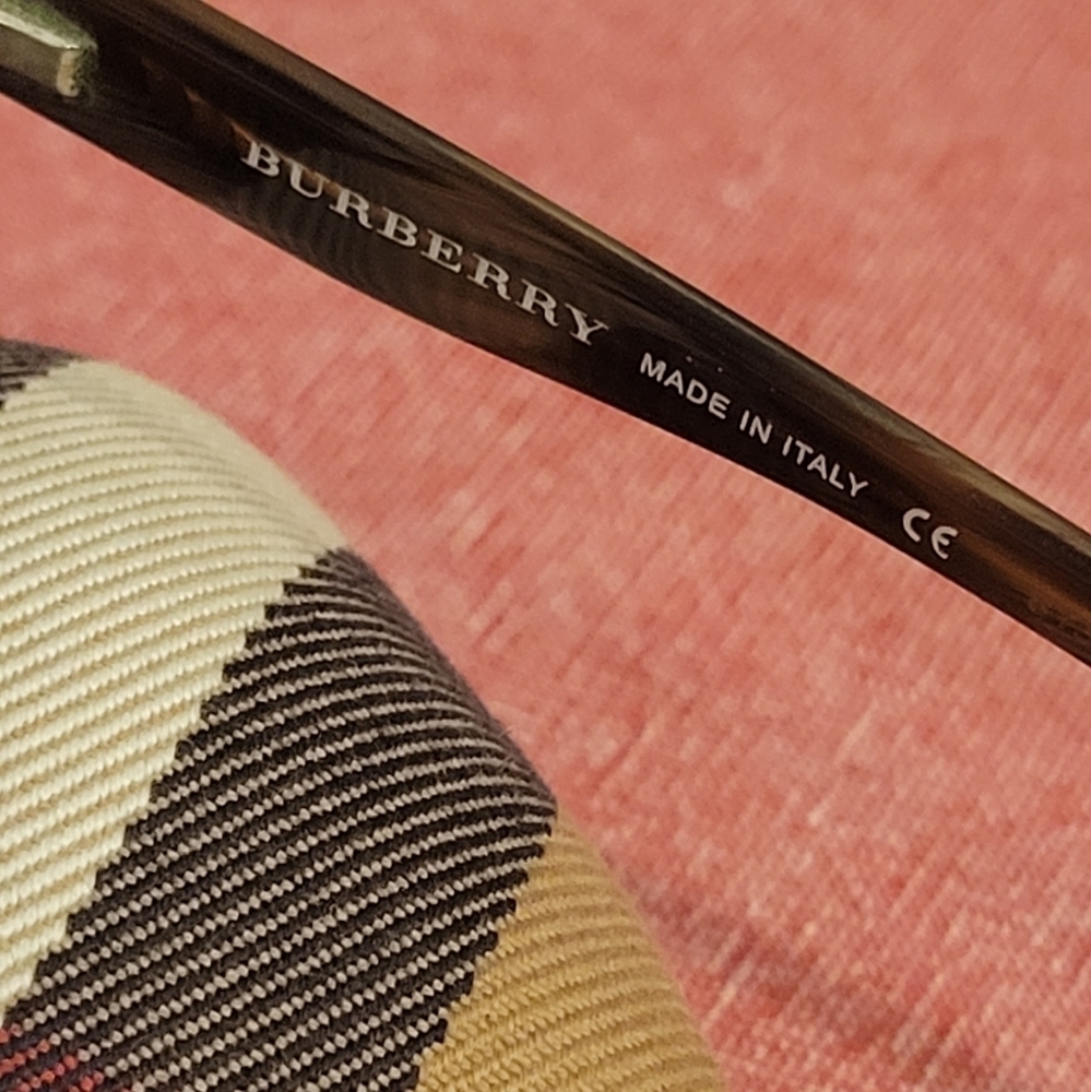 Burberry Eyeglasses with Clamshell Hardcase with Nove Check Plaid Made in Italy - Picture 3 of 10